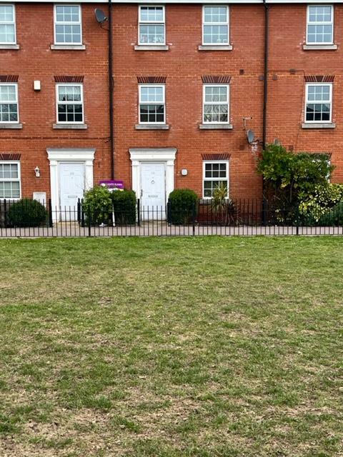 Horsa Gardens, Hatfield, AL10