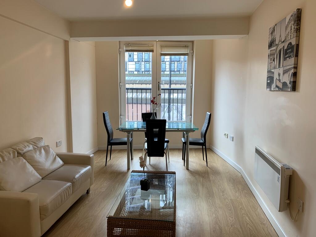 Mayfair House 1 Bed Furnished Apartment