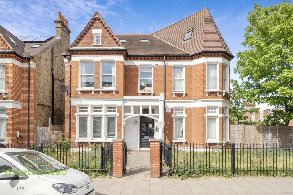 Wavertree Road, London, SW2