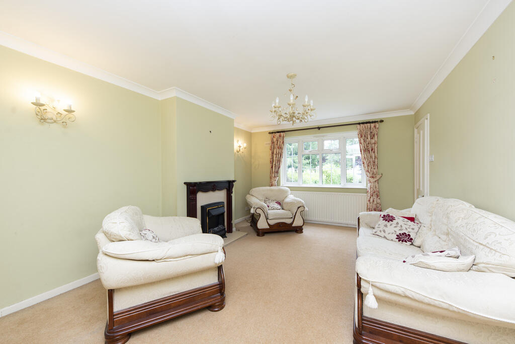 Burstow Road, SW20