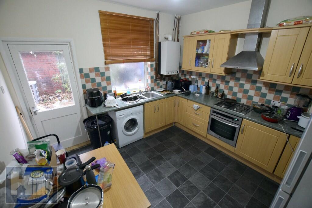 Cecil Square, Sheffield, S2
