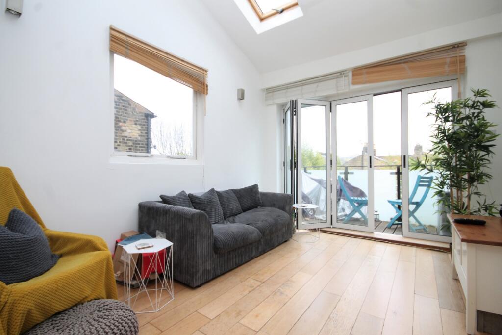 Hanley Road, Stroud Green, N4