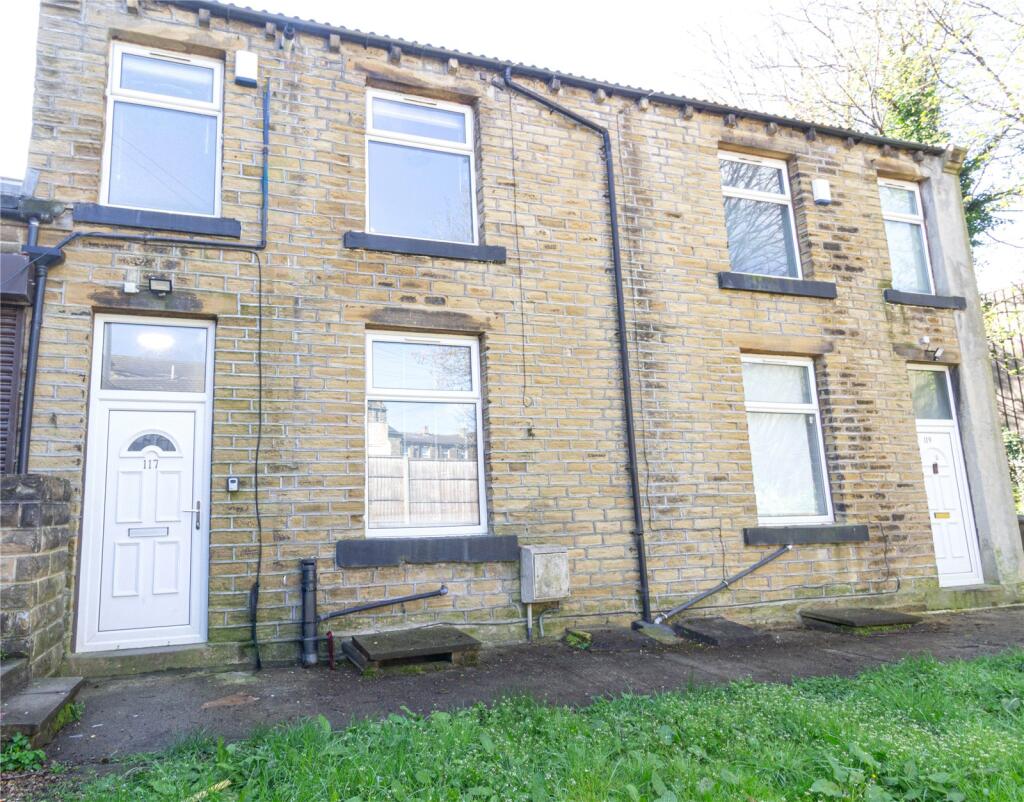 Bradford Road, Huddersfield, West Yorkshire, HD1