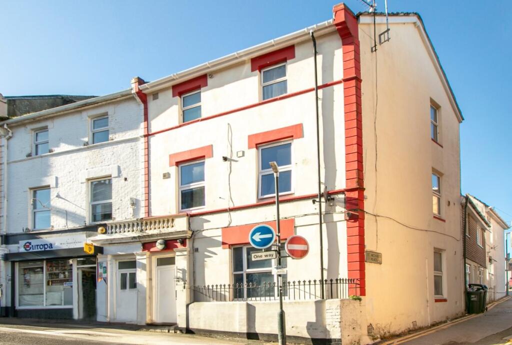 St Michaels Road, West Cliff