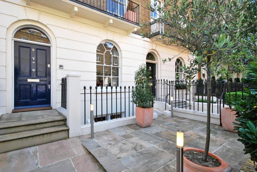 Cliveden Place, Sloane Square, Cliveden Place, SW1W