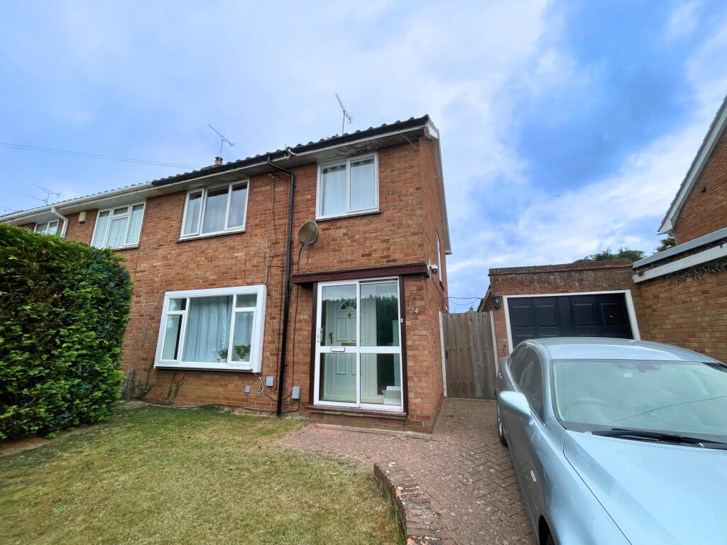 Rylands Road, Kennington, TN24 9LJ