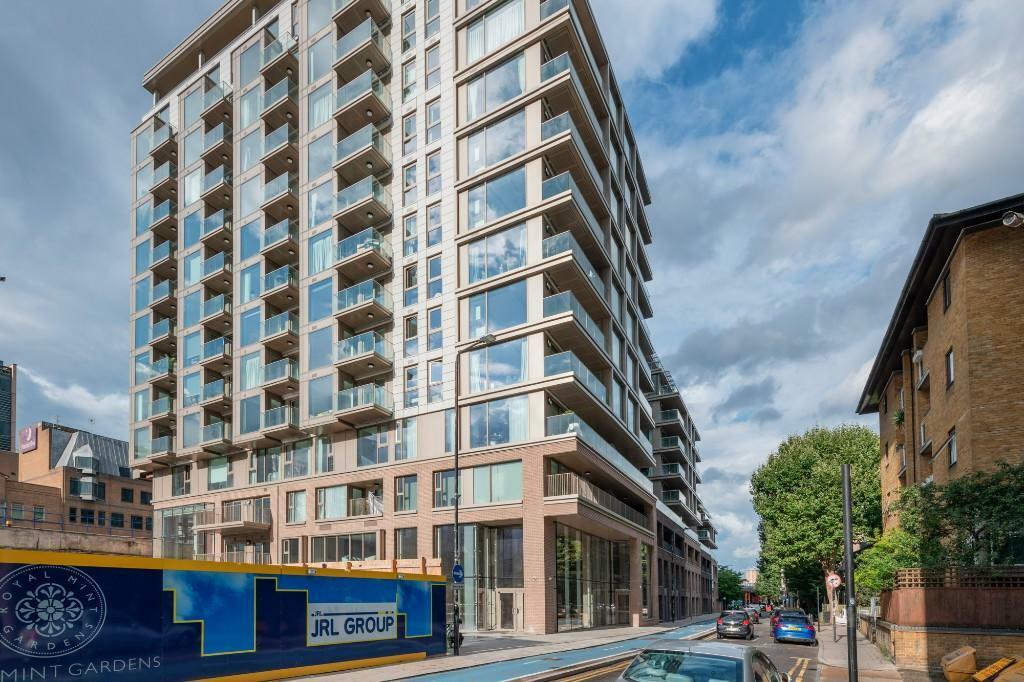 Royal Mint Street, Aldgate, London, E1