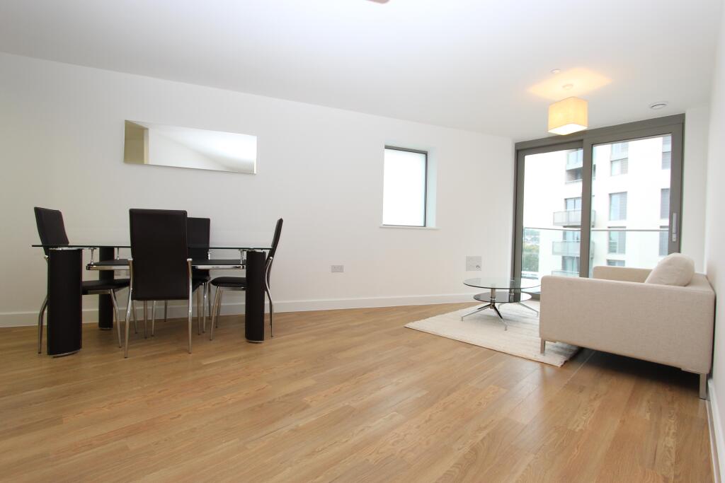 Cornmill Lane, Lewisham, London, SE13