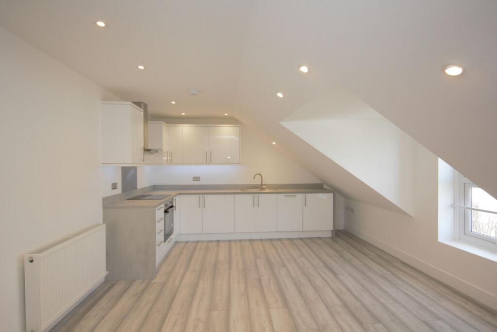 Carshalton Road, Sutton, SM1