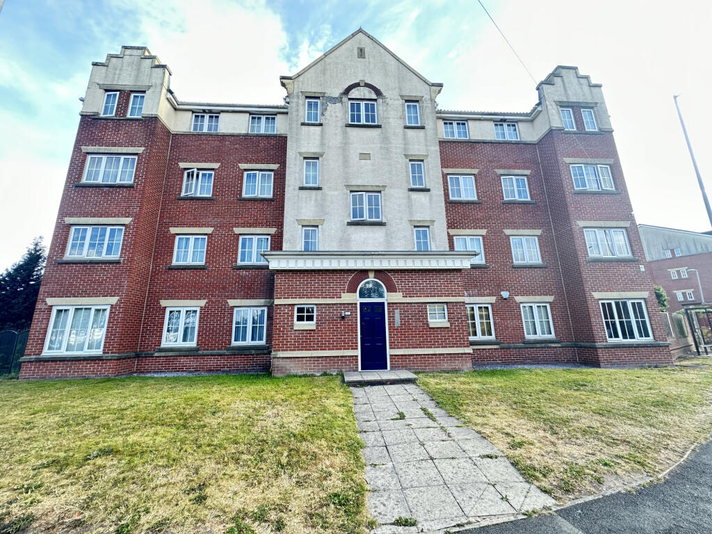 Hyde Road, Manchester, M12