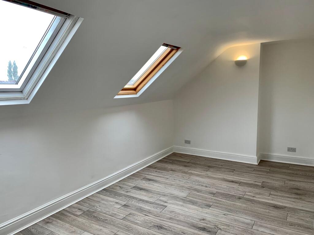Monton Road, Eccles, M30