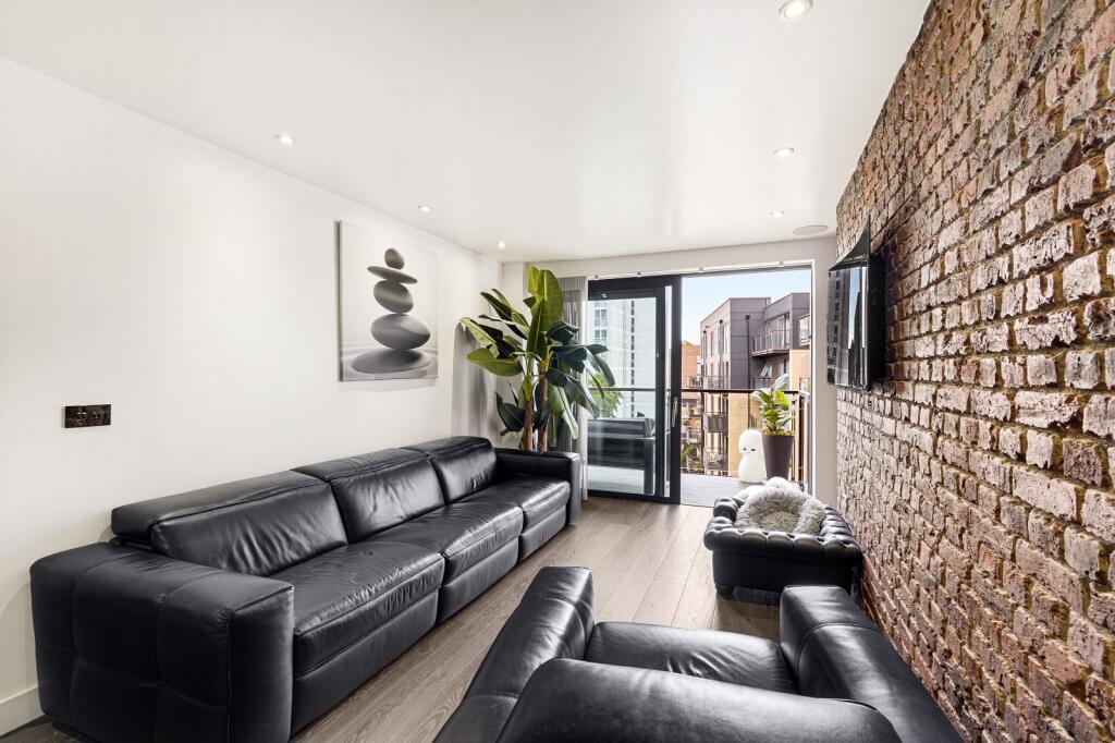 Aragon Court, , 8 Hotspur Street, SE11