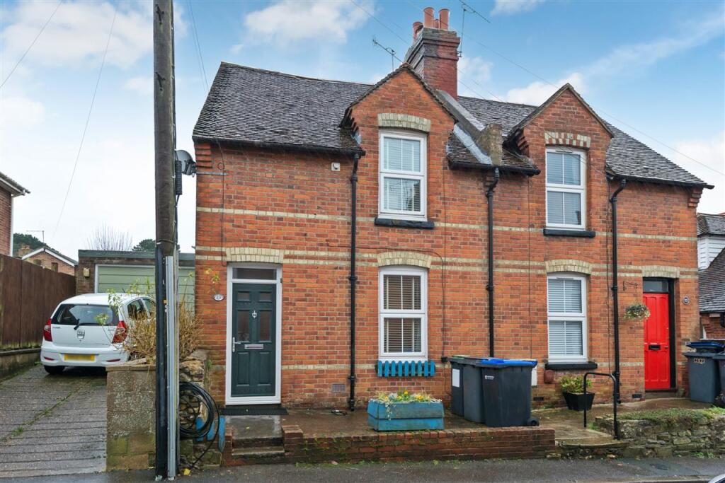 Prospect Place, Canterbury