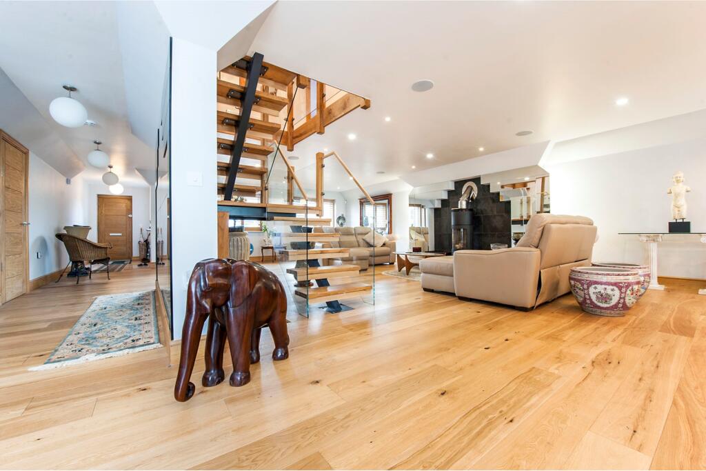 Berry Hill Road, Cirencester, Gloucestershire, GL7