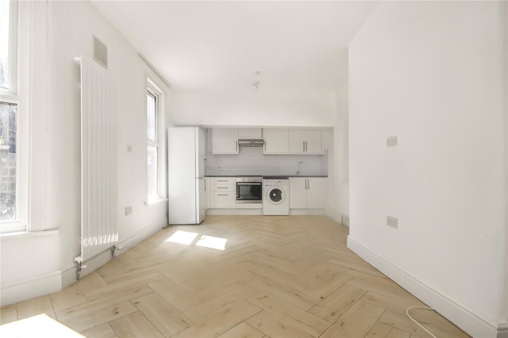 Knights Hill, London, SE27