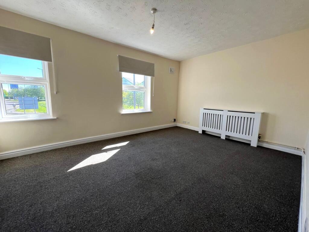 Rodbourne Road, Rodbourne, Swindon, SN2 2AF