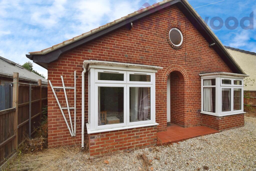 Earlham Green Lane STUDENT, Norwich, NR5