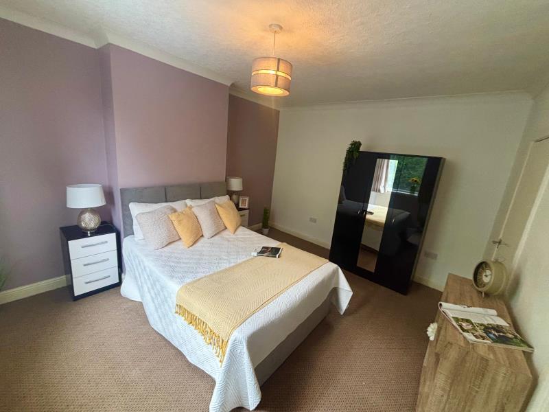 10 Station Parade, LS5 3HG