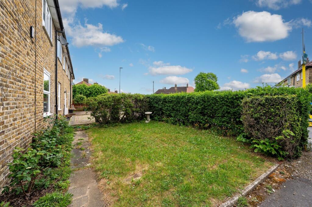 Ivorydown, Downham, Bromley, BR1