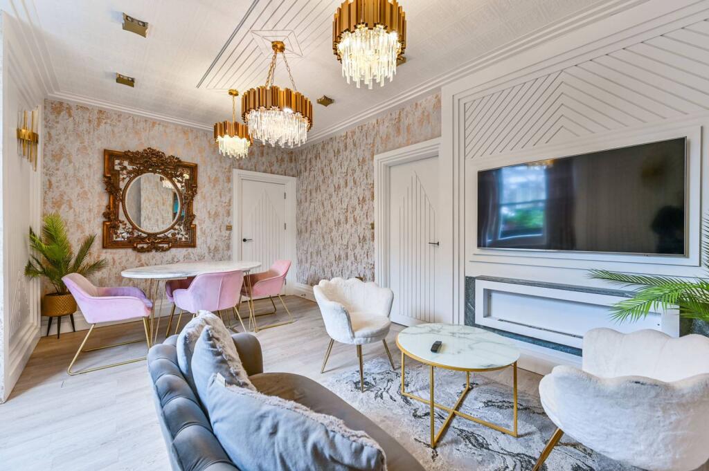 Lady Somerset, Kentish Town, London, NW5