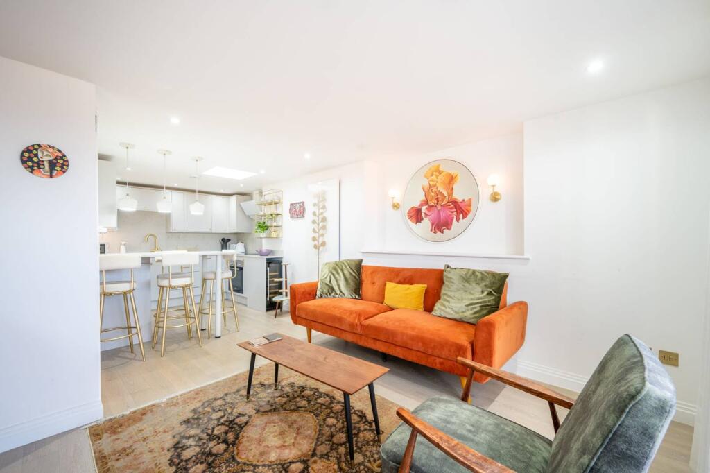St Lukes Road, Westbourne Park, London, W11