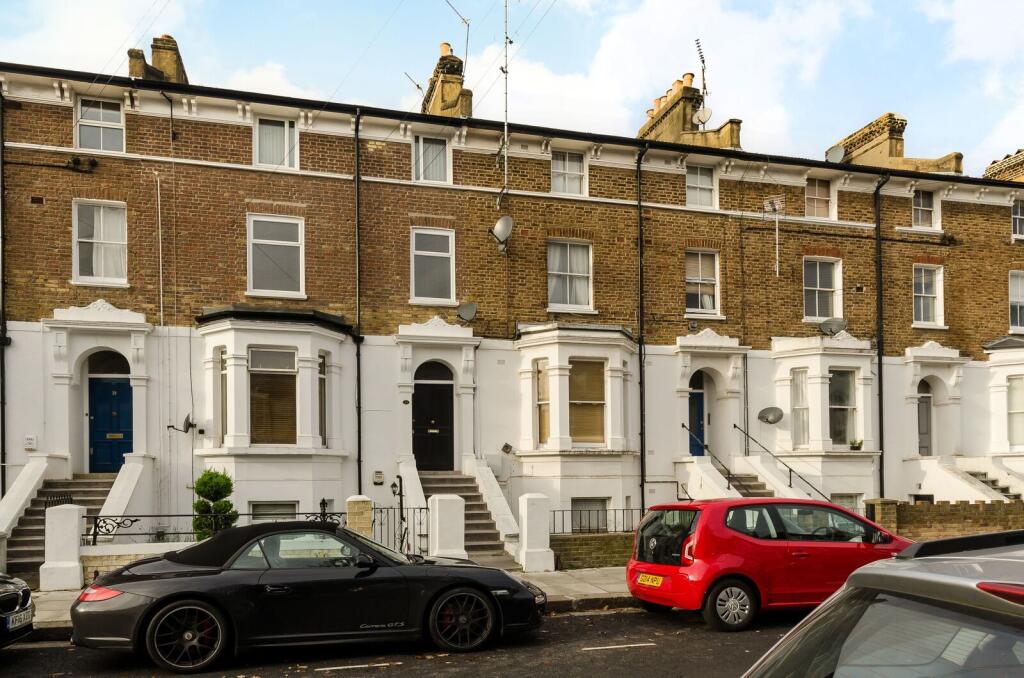 Oaklands Grove, Shepherd&lsquo;s Bush, London, W12