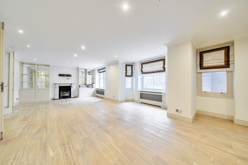 Drayton Gardens, South Kensington, London, SW10