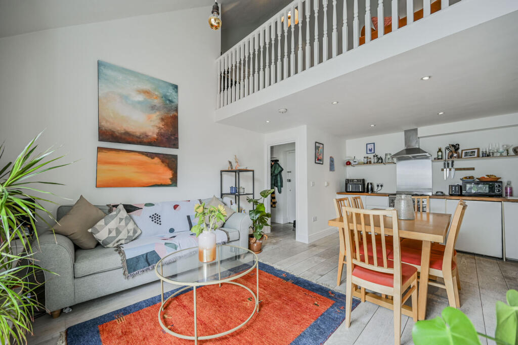 Aylmer Road, Leytonstone, London, E11